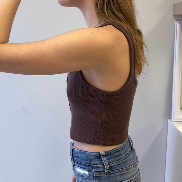 DYNAMITE Munroe Waffle Henley Crop Tank - Picture 2 of 5